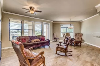 Photo #6: 6091399 Listing