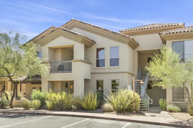 MLS: 6091574 Condo For Sale