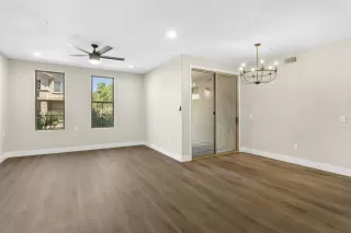 Photo #2: 6091574 Listing