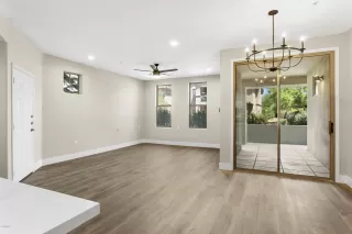 Photo #3: 6091574 Listing