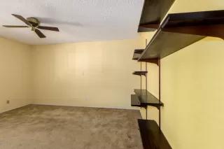 Photo #2: 6091595 Listing