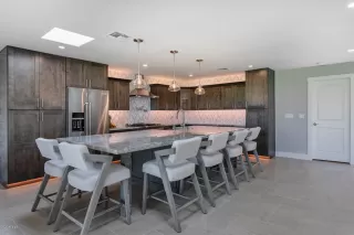 Photo #1: 6091720 Listing