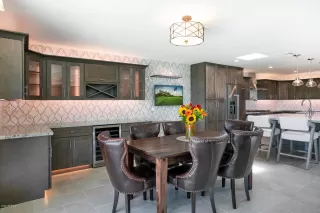 Photo #6: 6091720 Listing