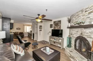 Photo #3: 6091727 Listing