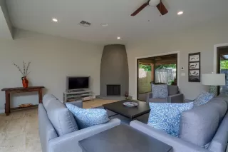 Photo #2: 6091747 Listing