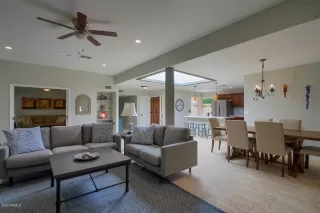 Photo #4: 6091747 Listing