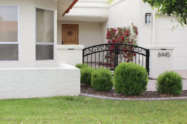 MLS: 6091918 Condo For Sale