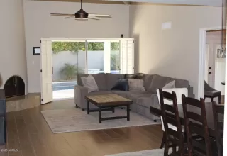 Photo #4: 6091918 Listing