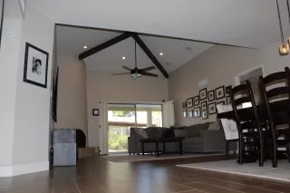 Photo #6: 6091918 Listing