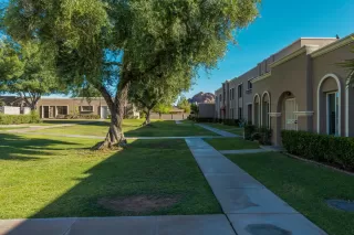Photo #4: 6092054 Listing