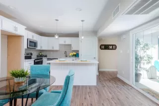 Photo #6: 6092054 Listing