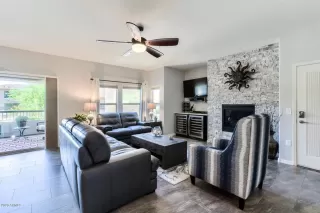 Photo #1: 6092102 Listing