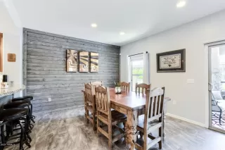 Photo #4: 6092102 Listing