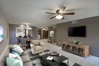 Photo #3: 6092206 Listing