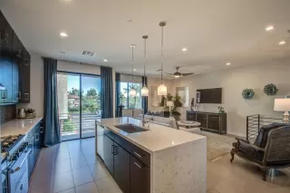 Photo #4: 6092360 Listing