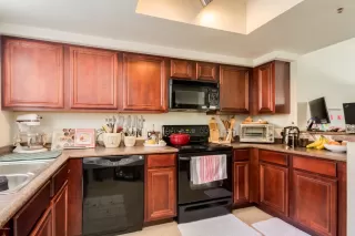 Photo #6: 6092365 Listing