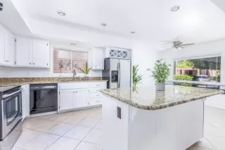 Photo #3: 6092642 Listing 