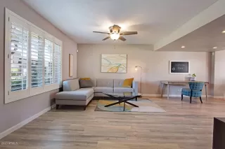 Photo #2: 6092919 Listing