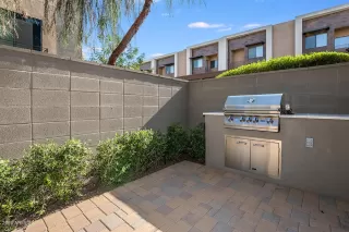 Photo #6: 6093011 Listing