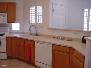 Photo #3: 6093139 Listing
