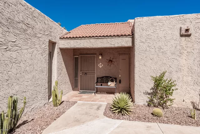 MLS: 6093238 Condo For Sale