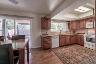 Photo #4: 6093238 Listing 