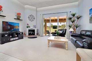 Photo #3: 6093528 Listing