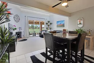 Photo #6: 6093528 Listing