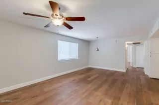 Photo #2: 6093672 Listing