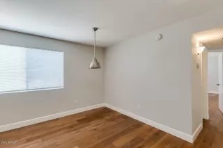 Photo #5: 6093672 Listing