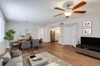 Photo #6: 6093672 Listing