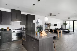 Photo #3: 6093738 Listing 