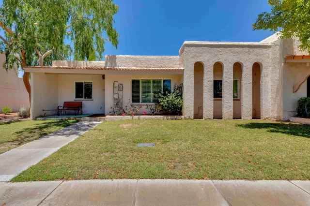 MLS: 6093747 Condo For Sale