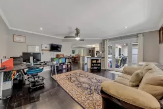 Photo #6: 6093747 Listing