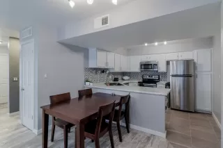 Photo #3: 6094395 Listing