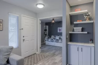 Photo #4: 6094395 Listing