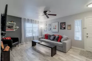 Photo #5: 6094395 Listing