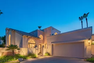 Photo #2: 6094747 Listing