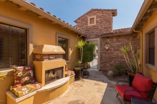 Photo #3: 6094863 Listing 