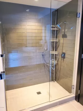 Photo #4: 6094953 Listing