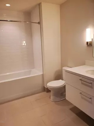 Photo #5: 6094953 Listing