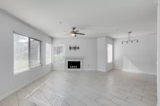 Photo #4: 6095035 Listing