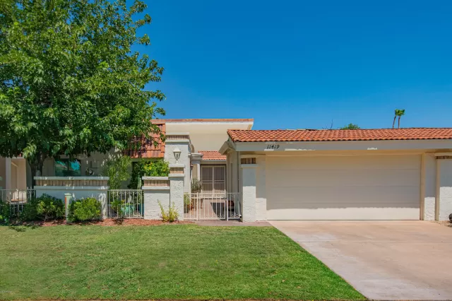 MLS: 6095093 Condo For Sale