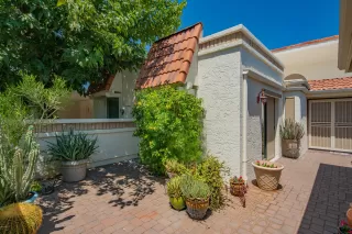 Photo #1: 6095093 Listing