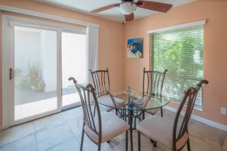 Photo #4: 6095093 Listing