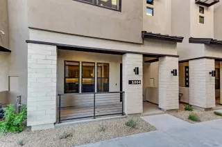 Photo #4: 6095142 Listing