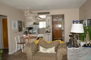 Photo #4: 6095155 Listing