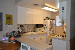 Photo #5: 6095155 Listing