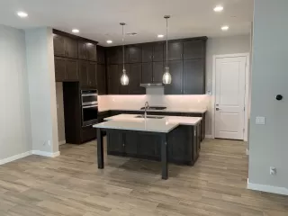 Photo #3: 6095218 Listing