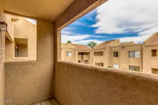 Photo #5: 6095453 Listing